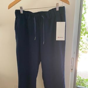 Lululemon On the Fly Crop